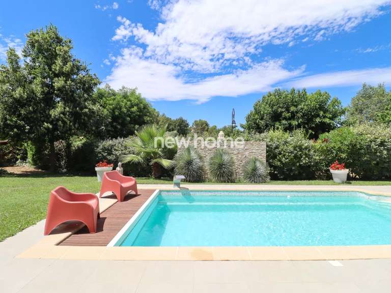 Maison Montauroux - 4 chambres - 222m²