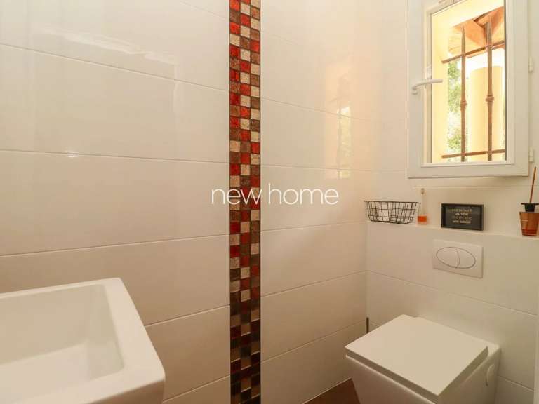 Maison Montauroux - 4 chambres - 222m²