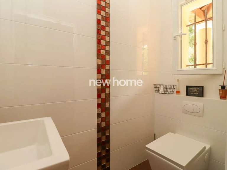 Maison Montauroux - 4 chambres - 222m²