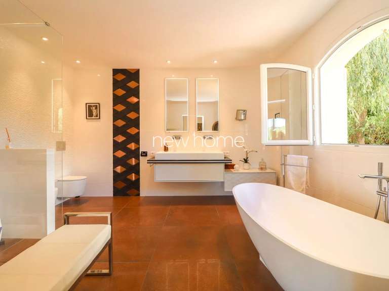 Maison Montauroux - 4 chambres - 222m²