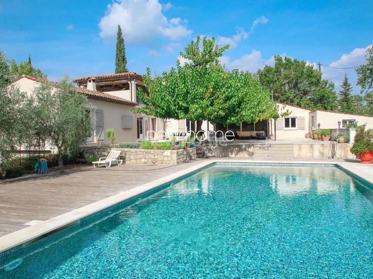 Maison Montauroux - 4 chambres - 280m²