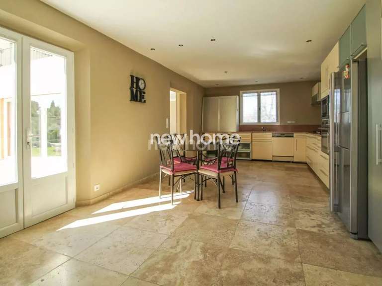 Maison Montauroux - 4 chambres - 280m²