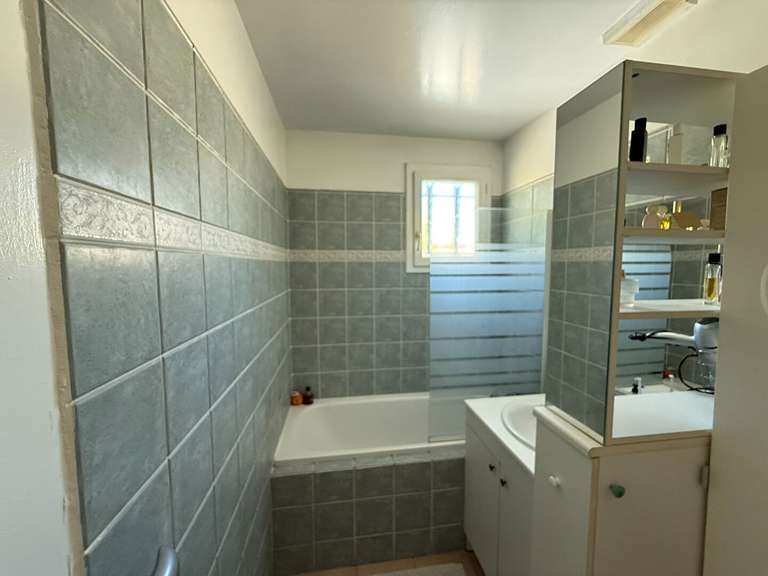 Maison Montauroux - 3 chambres - 100m²