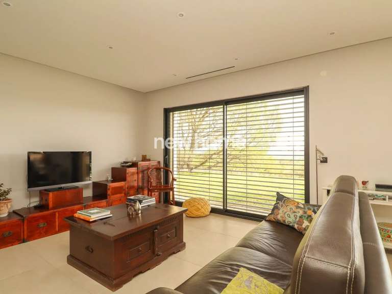 Maison Montauroux - 5 chambres - 221m²