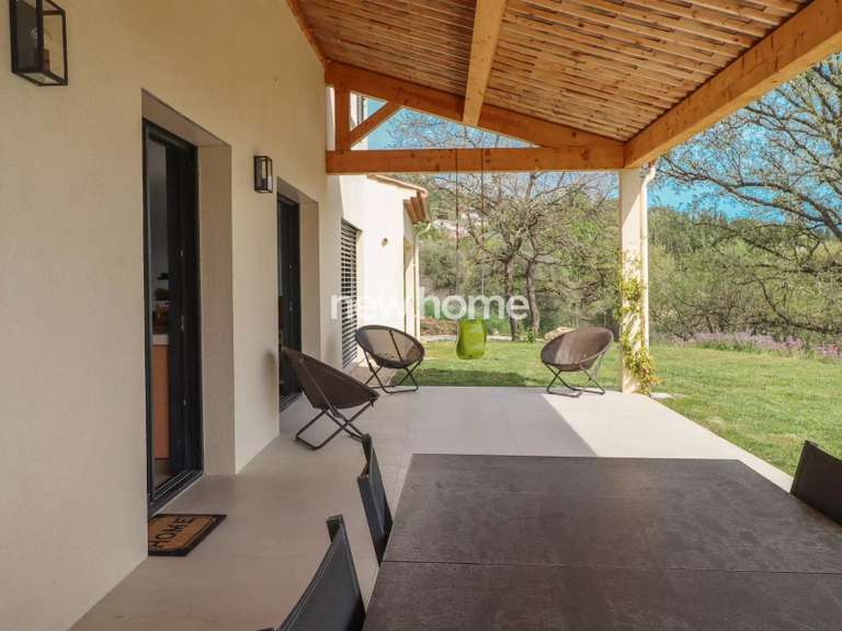 Maison Montauroux - 5 chambres - 221m²