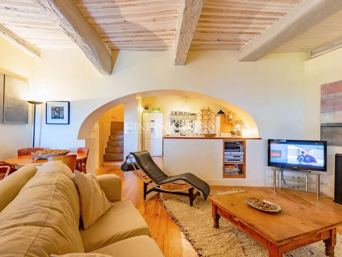 House Montauroux