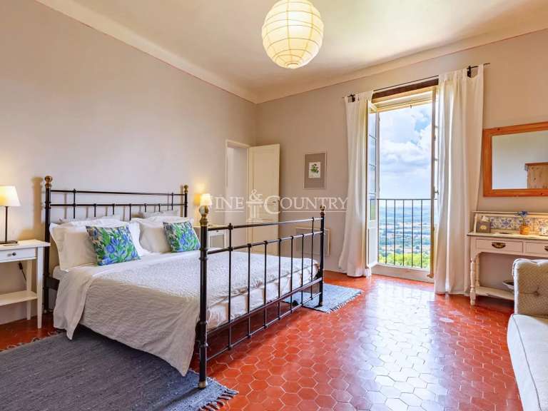 House Montauroux - 6 bedrooms - 294m²