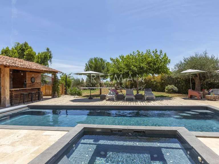 Maison Montauroux - 4 chambres - 433m²