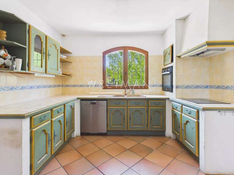 Maison Montauroux - 5 chambres - 145m²