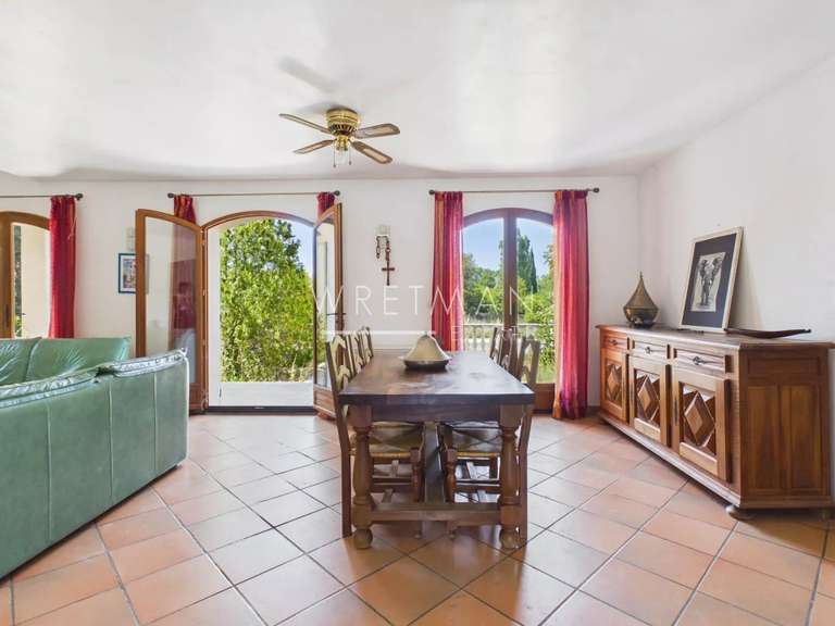Maison Montauroux - 5 chambres - 145m²