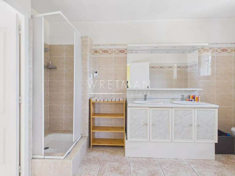 Maison Montauroux - 5 chambres - 145m²