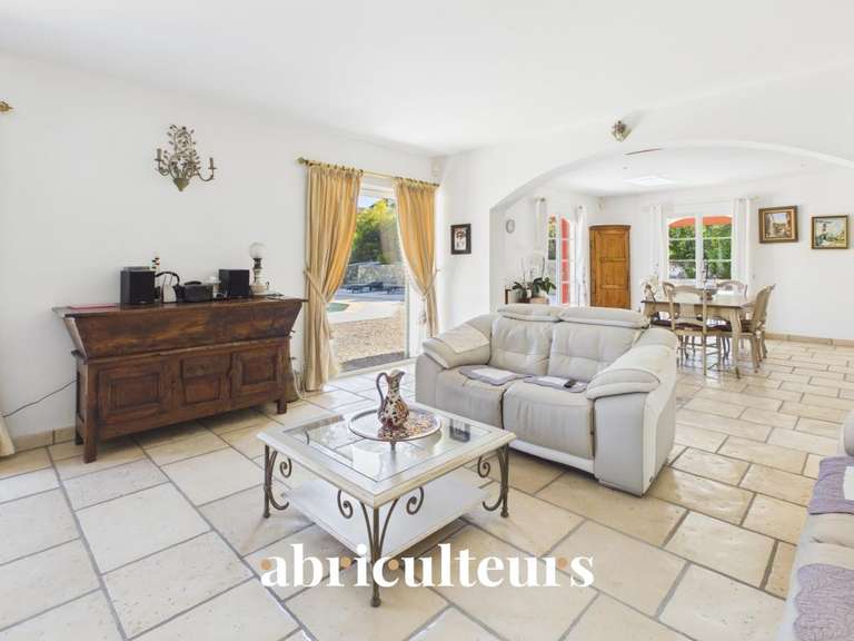Maison Montauroux - 4 chambres - 250m²