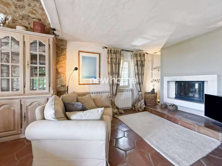 Maison Montauroux - 3 chambres - 160m²