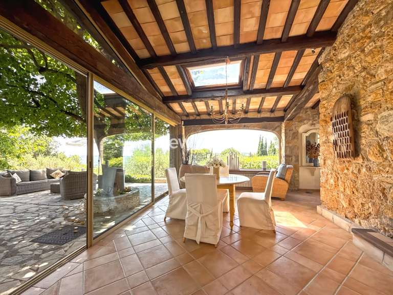 Maison Montauroux - 3 chambres - 160m²