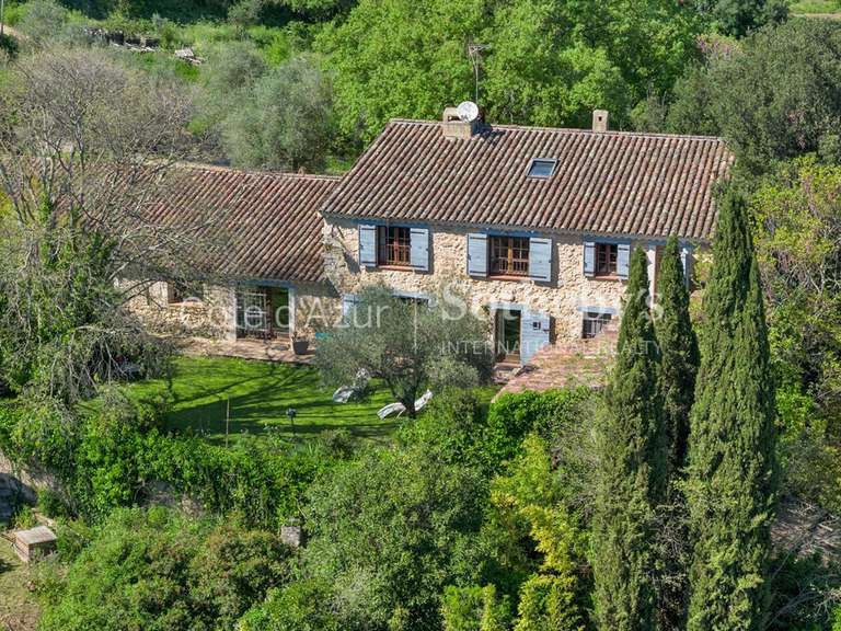 Maison Montauroux - 3 chambres - 250m²