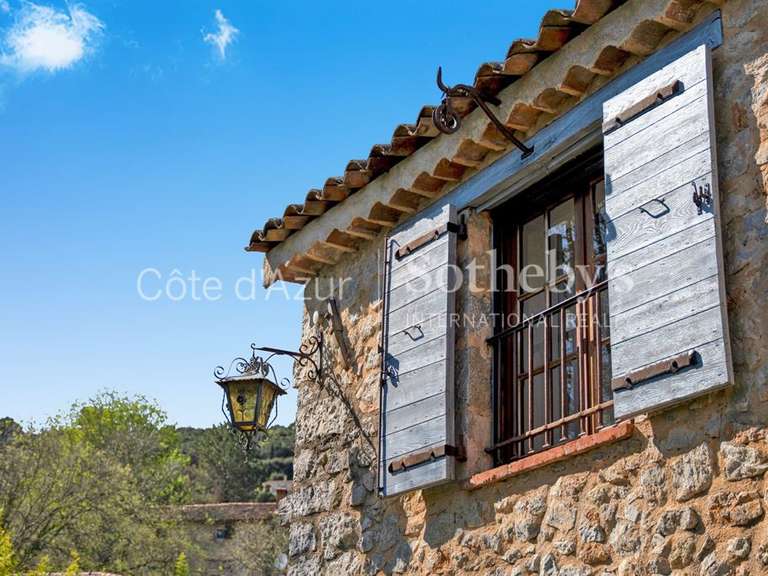 Maison Montauroux - 3 chambres - 250m²