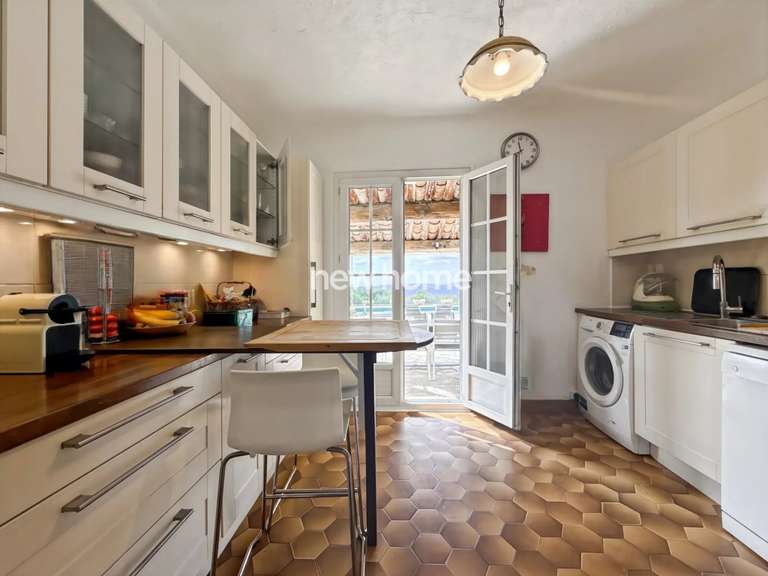 Maison Montauroux - 3 chambres - 150m²