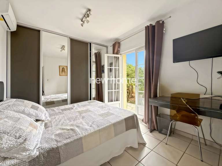 Maison Montauroux - 3 chambres - 150m²