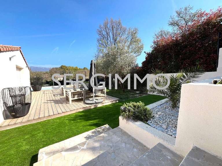 Propriété Montauroux - 4 chambres - 150m²