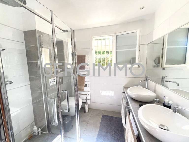 Propriété Montauroux - 3 chambres - 200m²