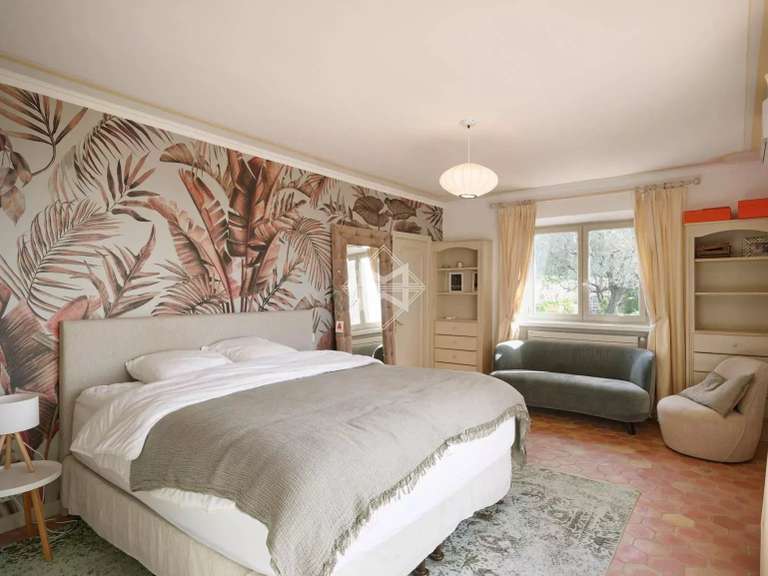 Propriété Montauroux - 5 chambres - 308m²