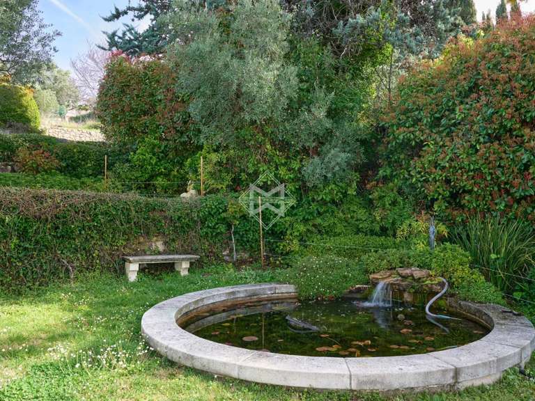 Propriété Montauroux - 5 chambres - 308m²