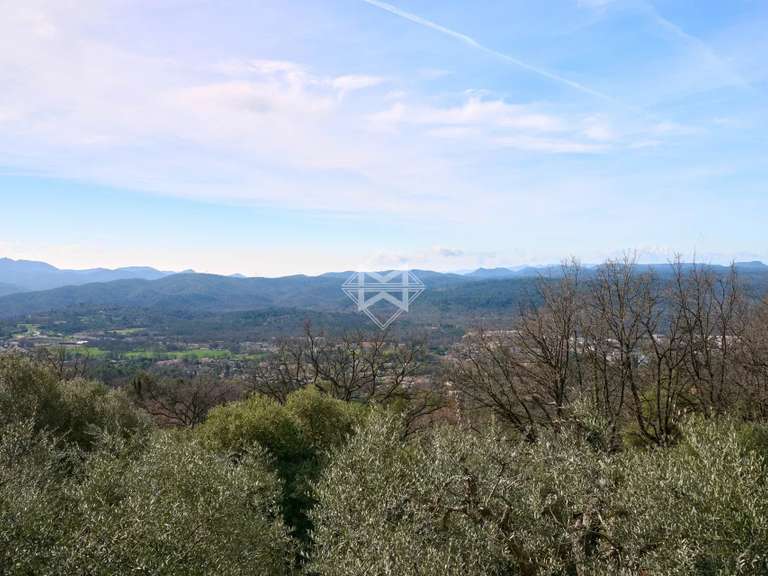 Propriété Montauroux - 5 chambres - 308m²