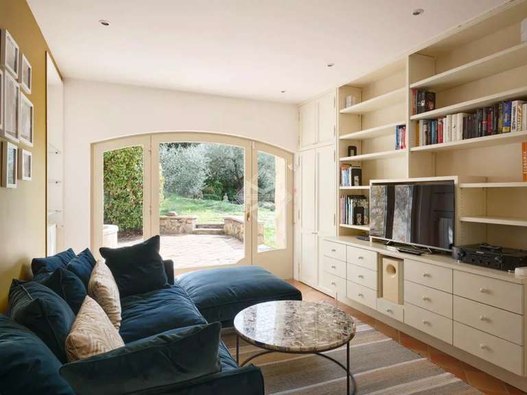 Propriété Montauroux - 5 chambres - 308m²