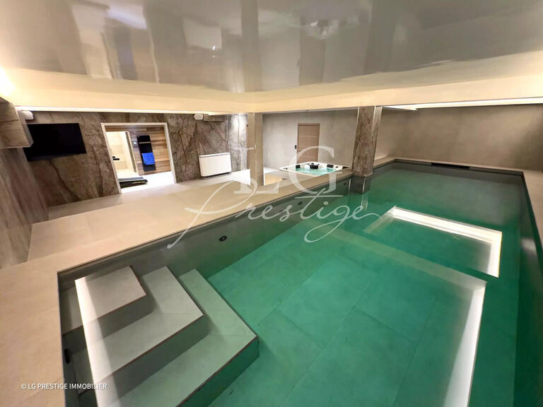 Villa Montauroux - 4 bedrooms - 700m²