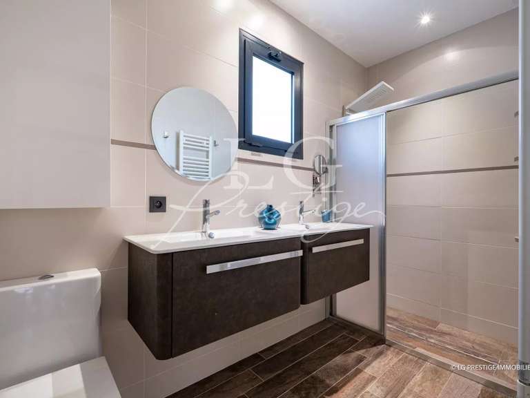 Villa Montauroux - 4 chambres - 257m²