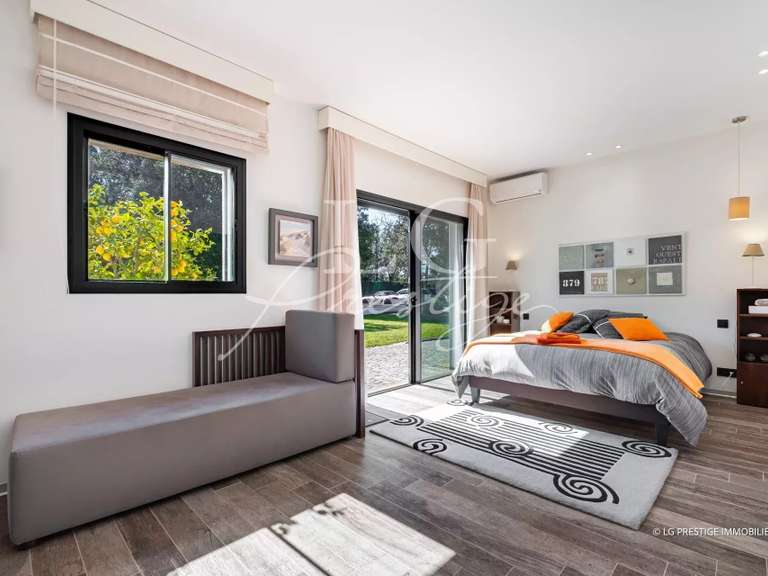 Villa Montauroux - 4 chambres - 257m²