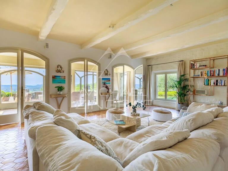 Villa Montauroux - 5 bedrooms - 235m²