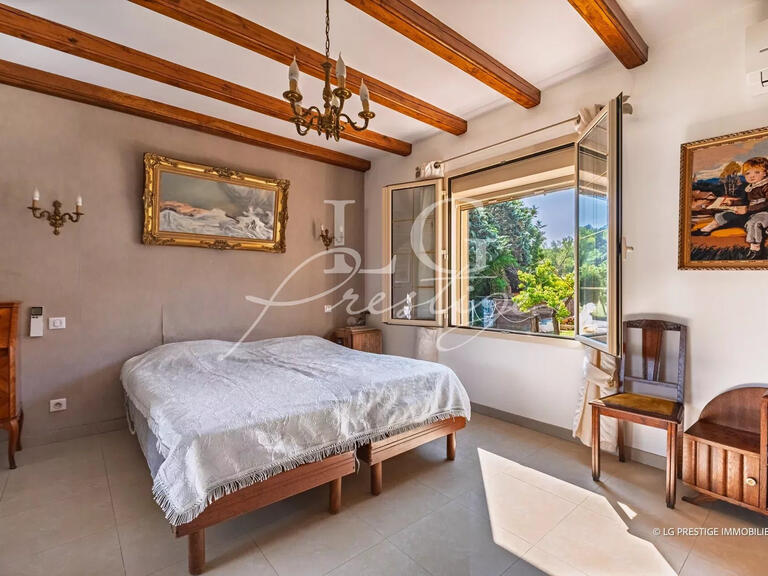 Villa Montauroux - 6 chambres - 222m²