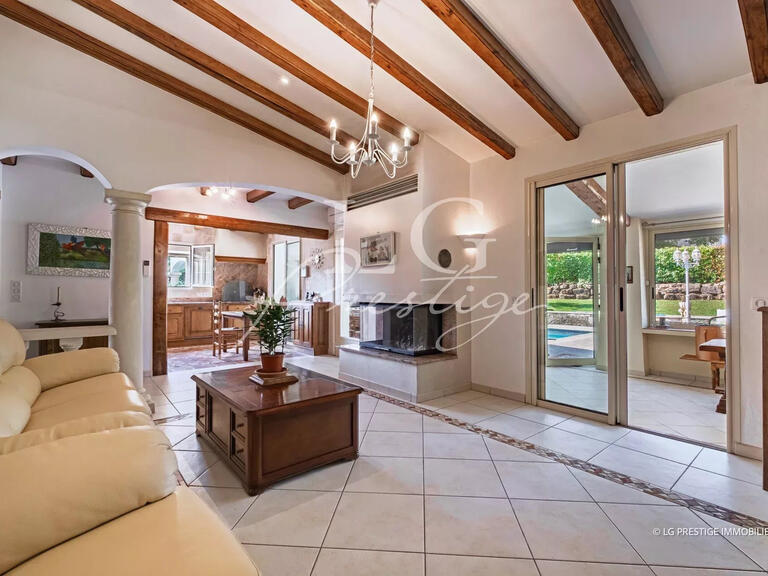 Villa Montauroux - 6 chambres - 222m²