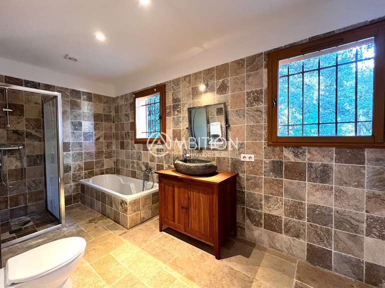 Villa Montauroux - 4 chambres - 141m²