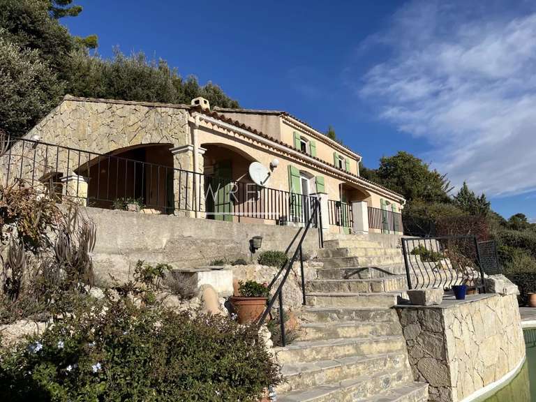 Villa Montauroux - 3 chambres - 131m²