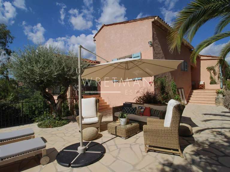 Villa Montauroux - 4 chambres - 145m²