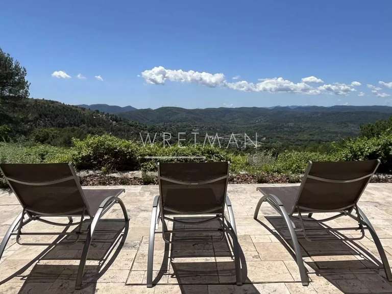 Villa Montauroux - 5 chambres - 210m²