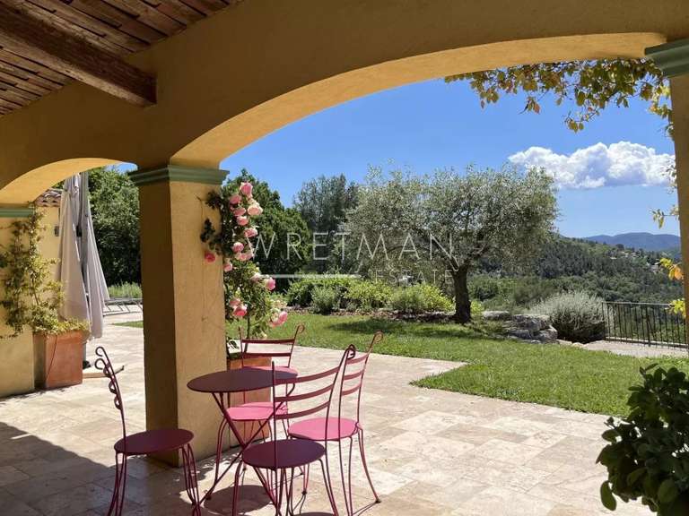 Villa Montauroux - 5 chambres - 210m²