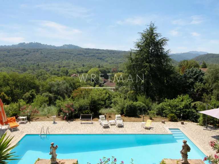 Villa Montauroux - 6 chambres - 220m²