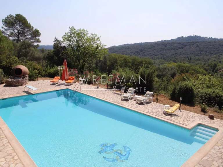 Villa Montauroux - 6 chambres - 220m²