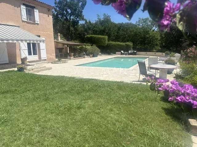 Villa Montauroux - 4 bedrooms - 163m²