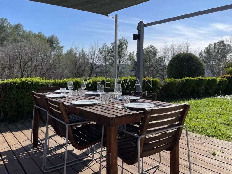 Villa Montauroux - 4 bedrooms - 152m²