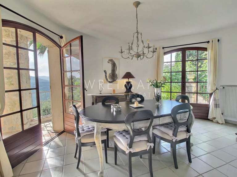 Villa Montauroux - 3 bedrooms - 233m²