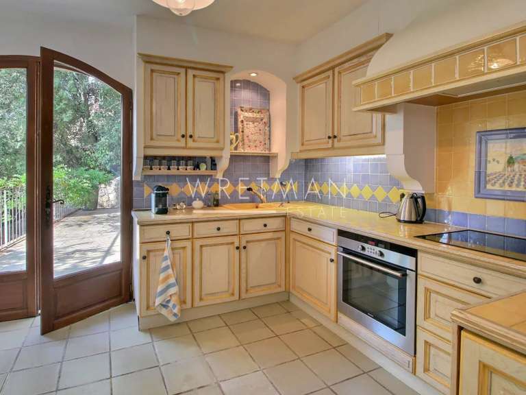 Villa Montauroux - 3 bedrooms - 233m²