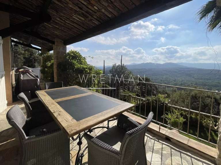 Villa Montauroux - 3 bedrooms - 233m²