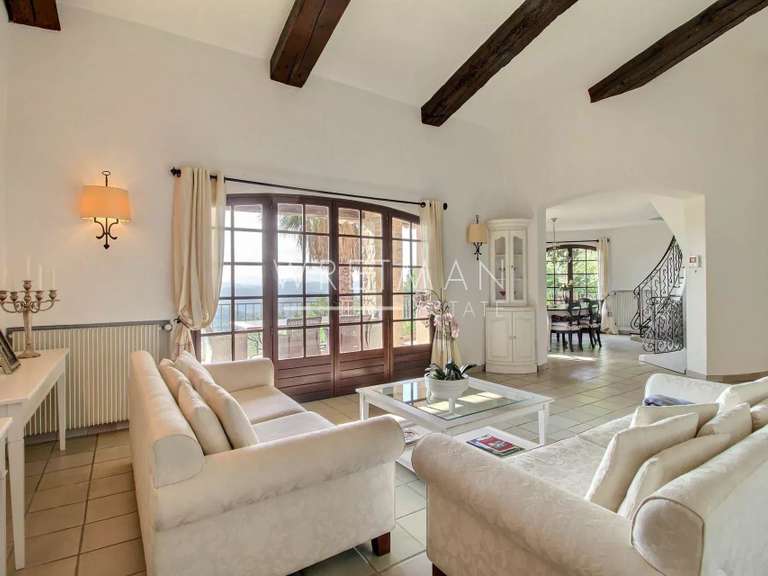 Villa Montauroux - 3 bedrooms - 233m²