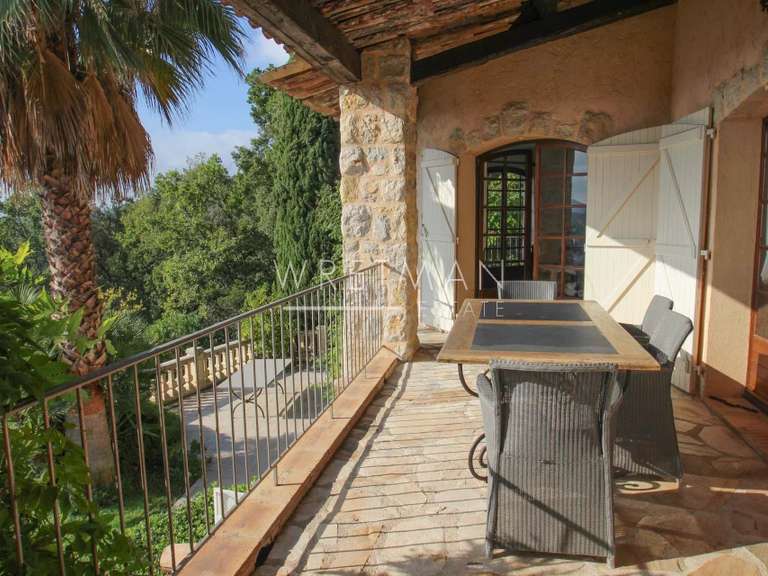 Villa Montauroux - 3 bedrooms - 233m²