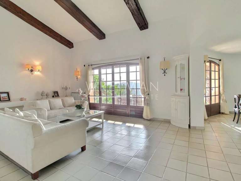 Villa Montauroux - 3 bedrooms - 233m²