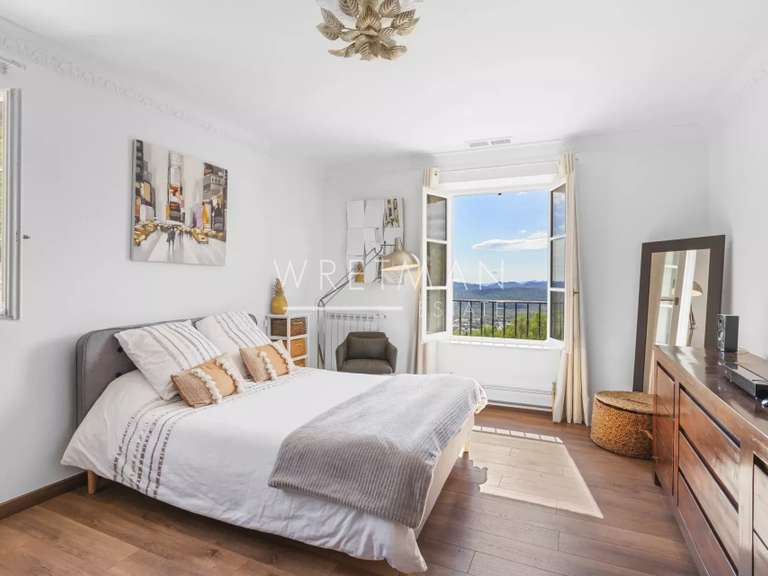 Villa Montauroux - 4 bedrooms - 229m²